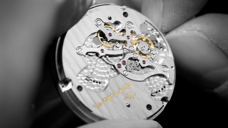 格拉苏蒂表保养（格拉苏蒂机芯零件生锈）