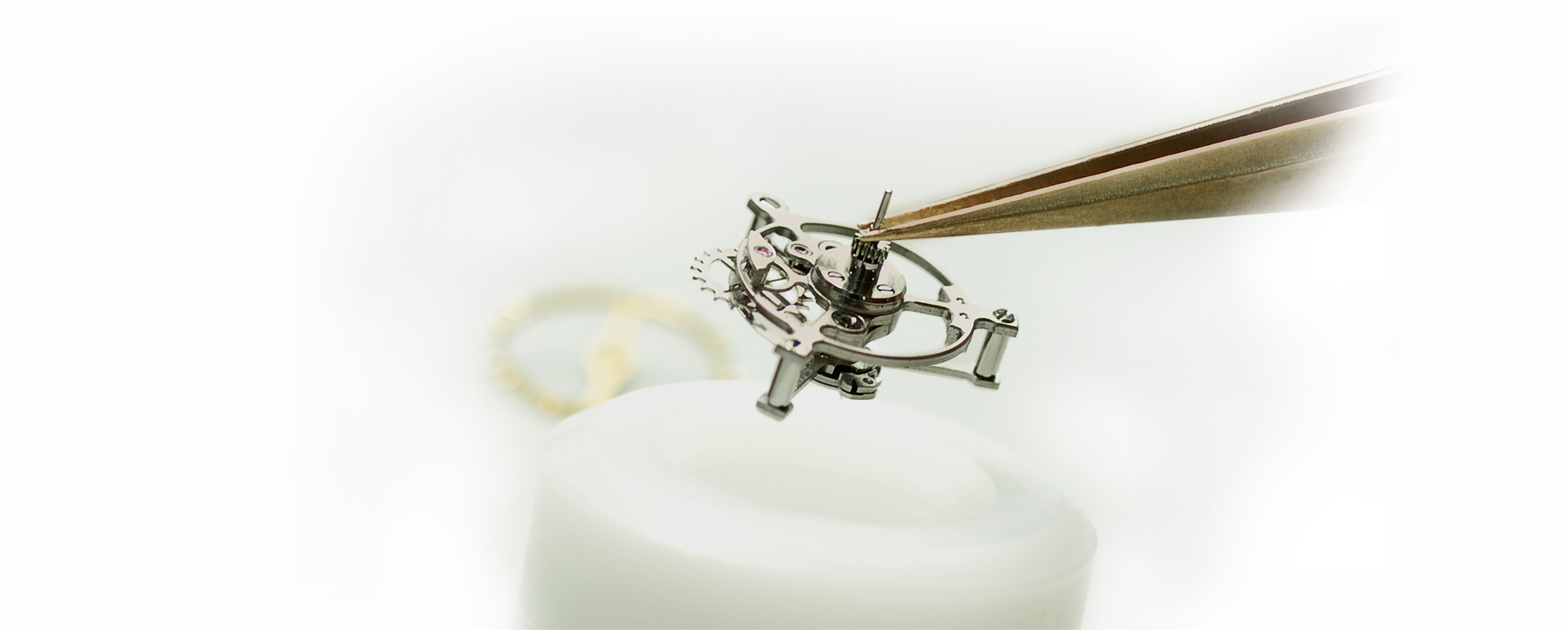 格拉苏蒂表专修电话（格拉苏蒂走时快）