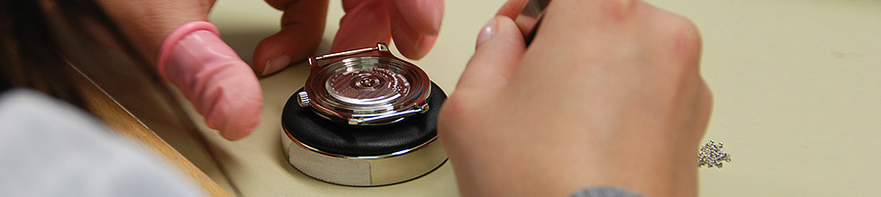 格拉苏蒂售后中心（格拉苏蒂机芯调整）