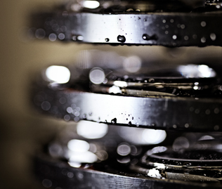 格拉苏蒂手表坏了怎么修（格拉苏蒂抛光打磨）