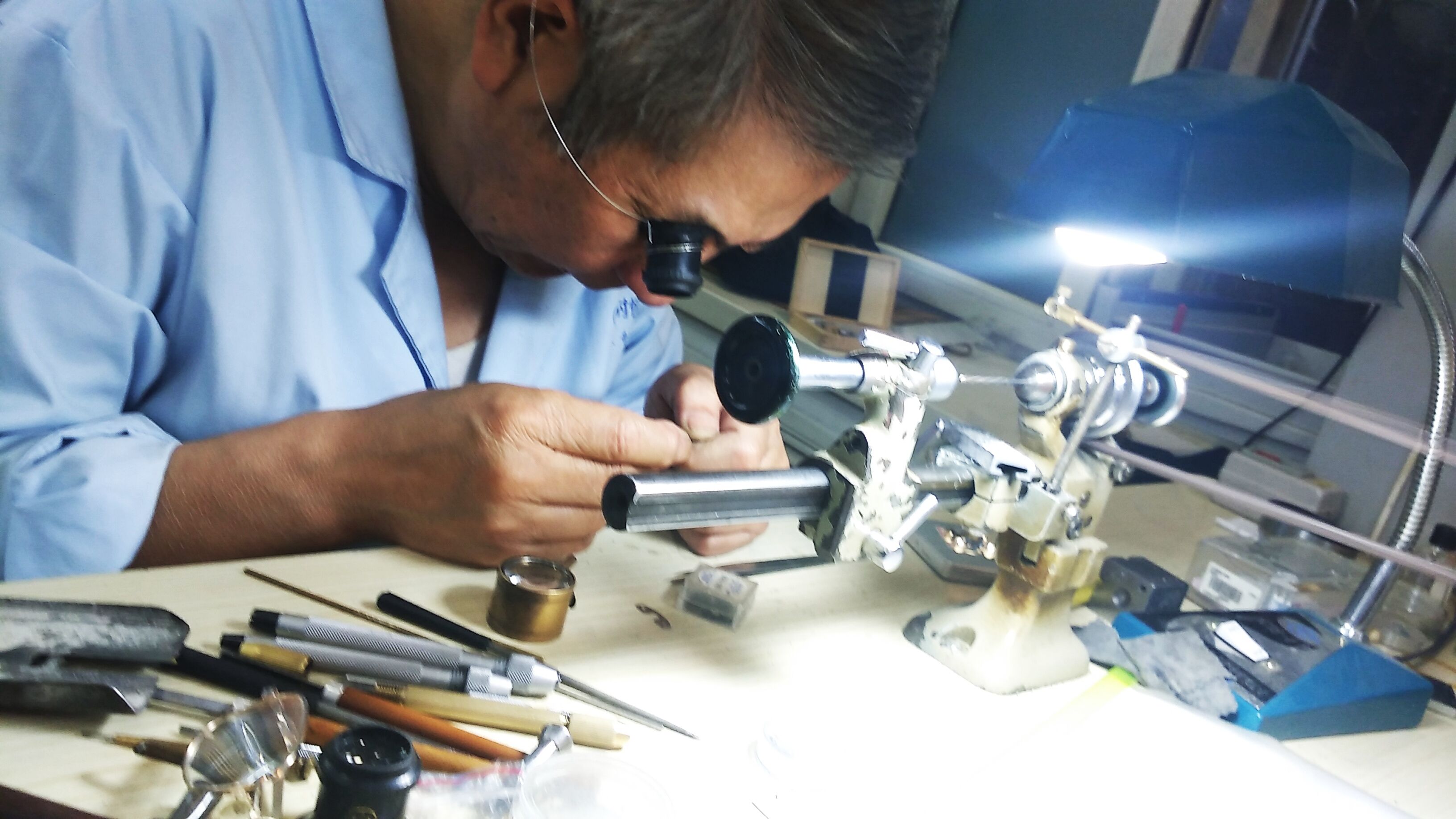 格拉苏蒂手表维修点查询（格拉苏蒂密封性变差）